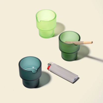 ENSEMBLE DE CENDRIER POTS DE FLEURS